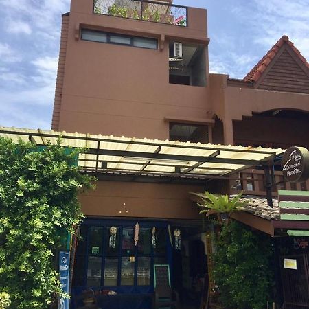 Chiangmai Hometel Chiang Mai Exterior foto